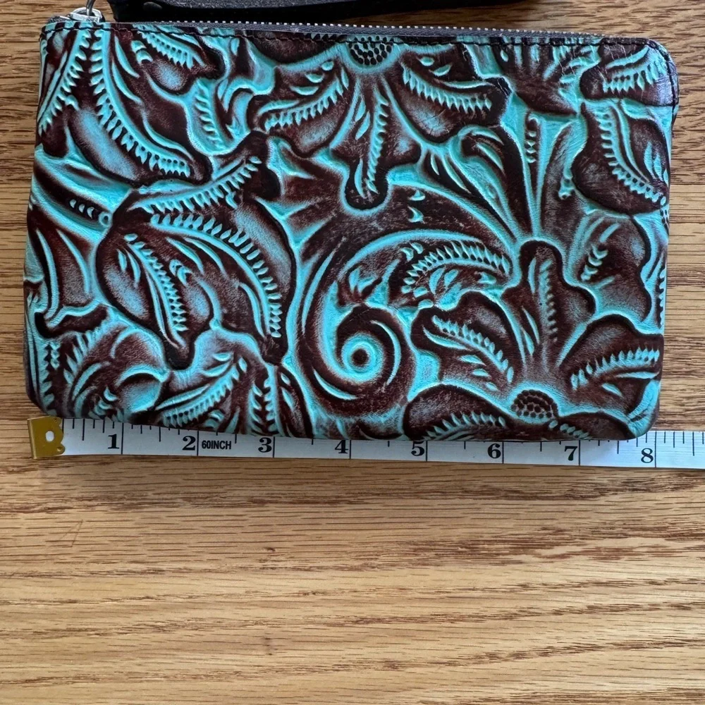 Patricia Nash Tooled Turquoise Leather Wristlet Clutch Western Cowgirl